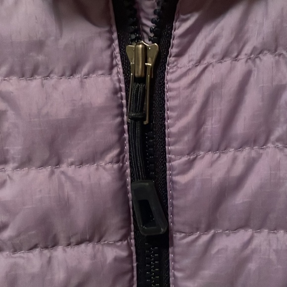 Patagonia light purple puffer size XS - Picture 3 of 7